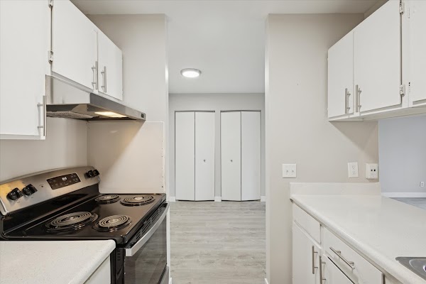 Parchment Point Townhomes & Apartments apartments in Kalamazoo MI