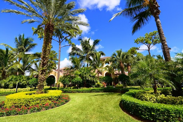 Gables Town Place apartments in Boca Raton FL