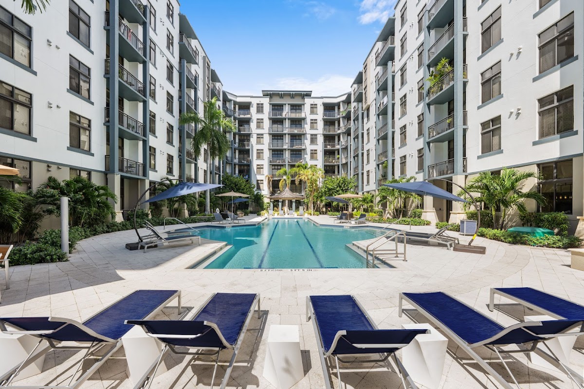 The Manor at Flagler Village apartments in Fort Lauderdale FL
