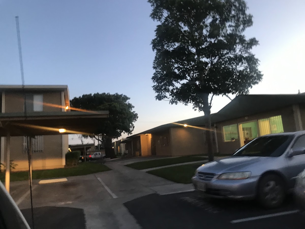 Holiday Manor apartments in Oxnard CA