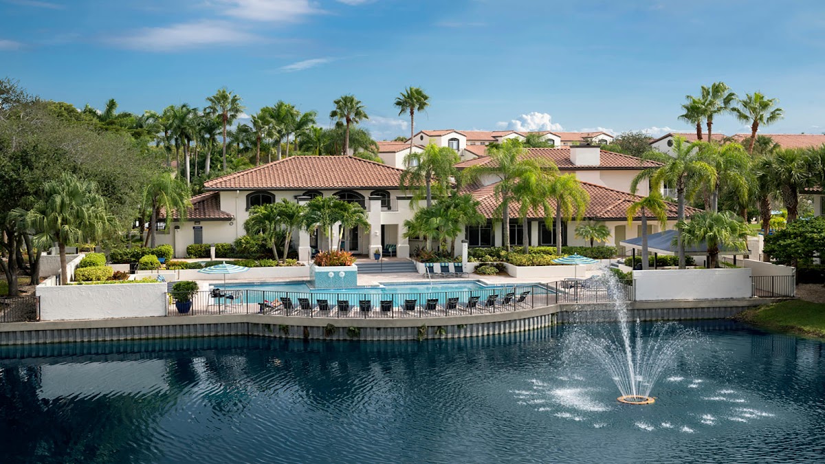 Camden Portofino Apartments apartments in Pembroke Pines FL