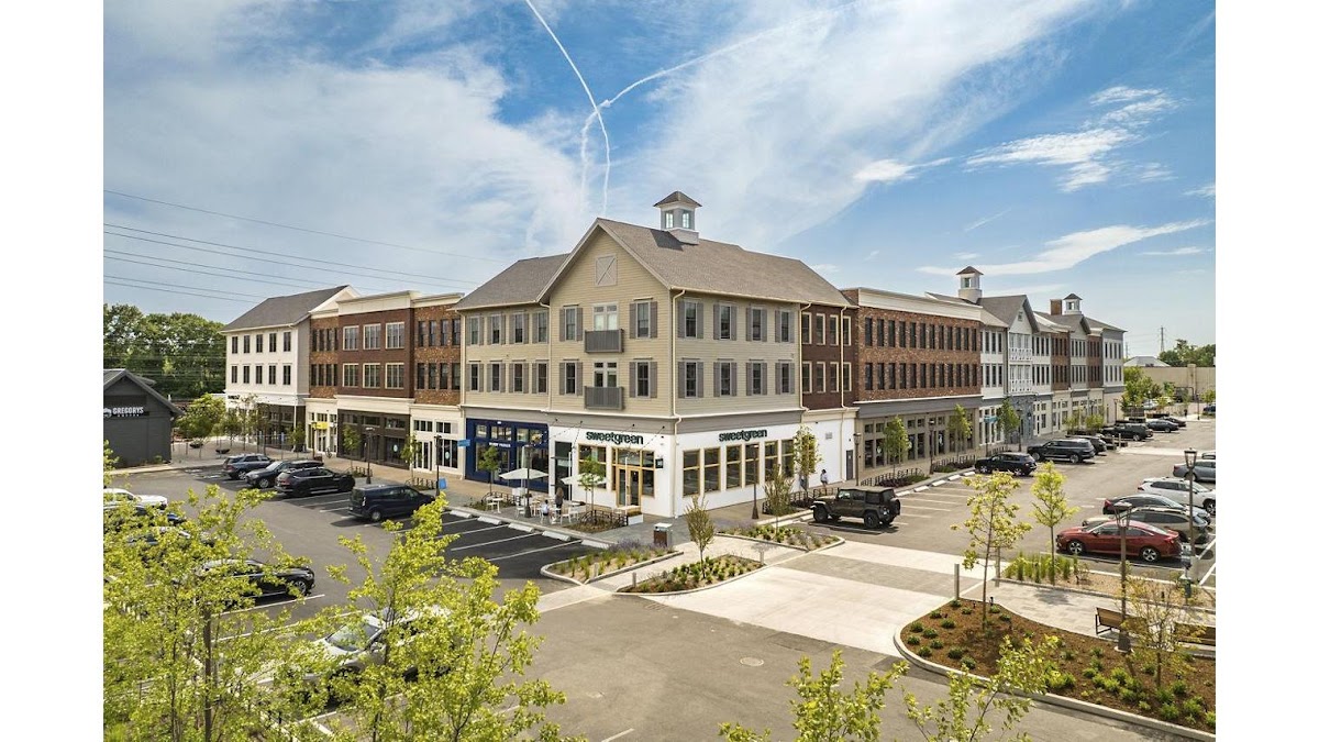 Darien Commons Residences apartments in Stamford CT