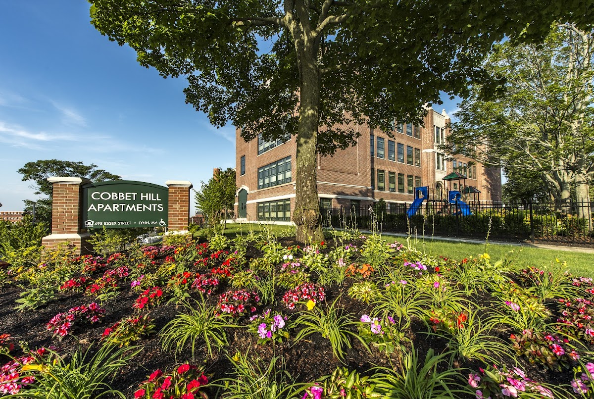 Cobbet Hill apartments in Lynn MA