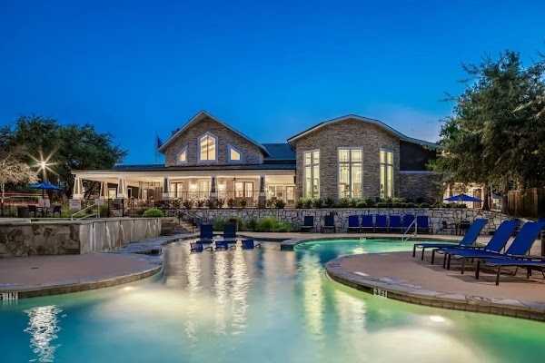 Marquis on Lakeline apartments in Cedar Park TX