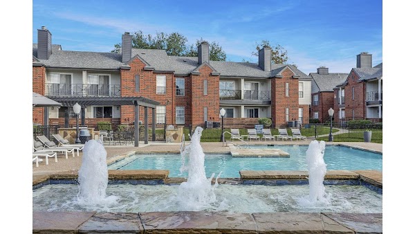 Oaklyn apartments in Mckinney TX