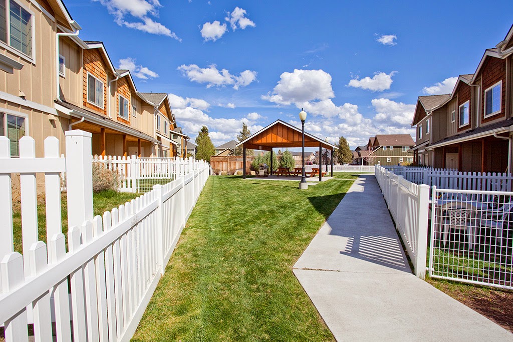 Empire Village Townhomes apartments in Bend, OR