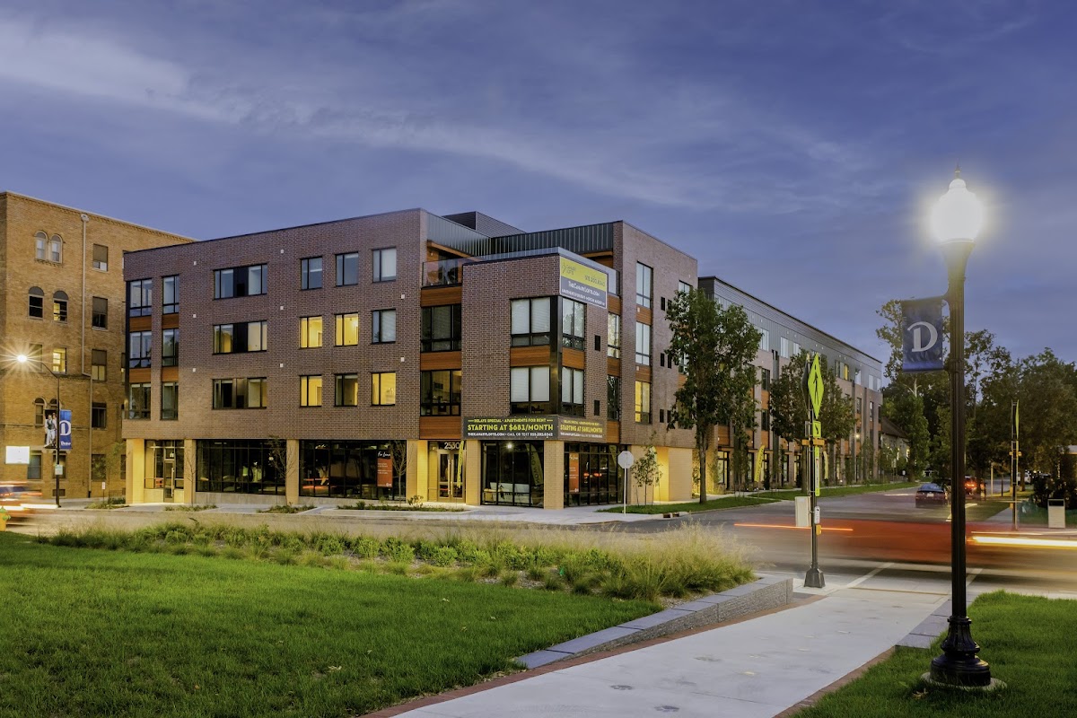 Canary Lofts apartments in Des Moines IA