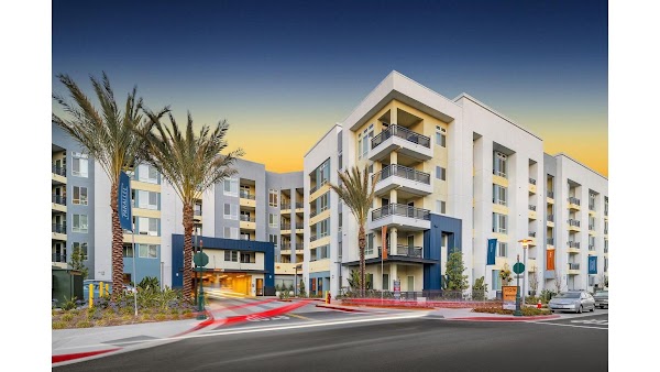 Parallel apartments in Anaheim, CA