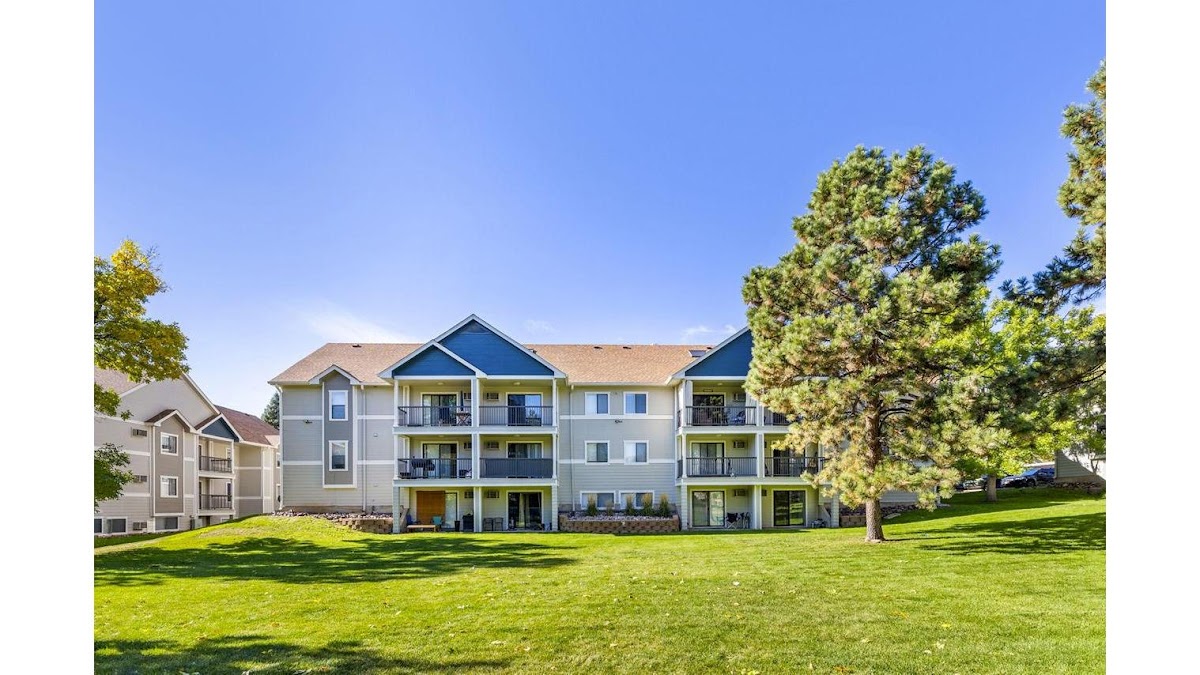 Belmar Villas apartments in Lakewood CO