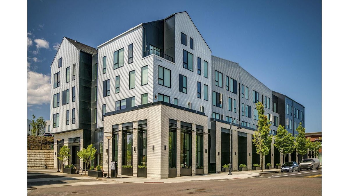 Alta Civic Station apartments in Gresham, OR