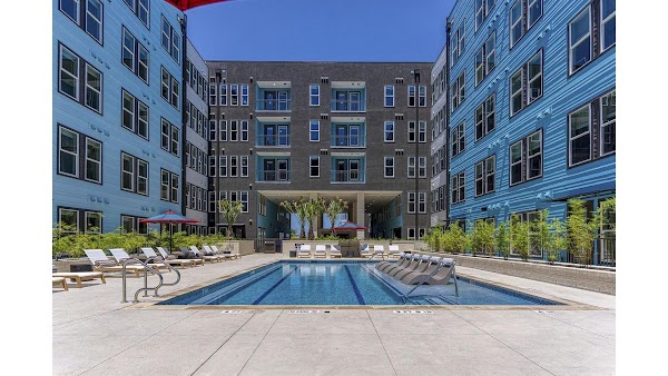 Alexan Riverside apartments in Austin TX