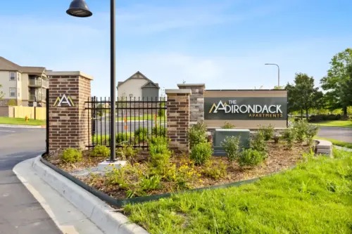 Adirondack apartments in Independence MO