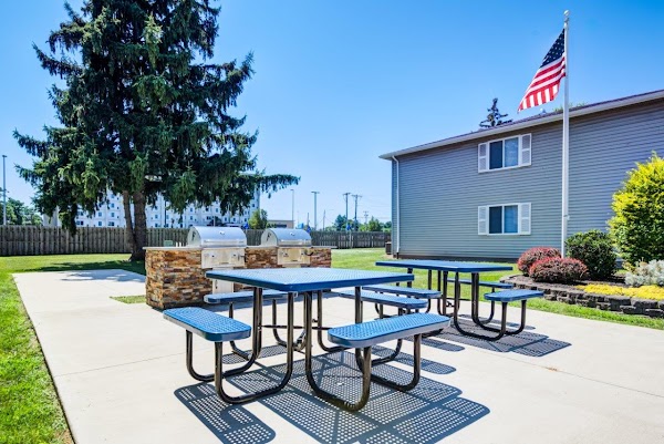 Newcastle Apartments & Townhomes apartments in Rochester NY