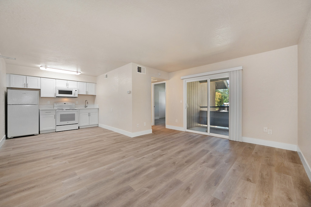 The Atrium at Carmichael (55+) apartments in Citrus Heights CA