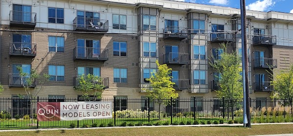 The Quin Schaumburg Apartments apartments in Schaumburg IL