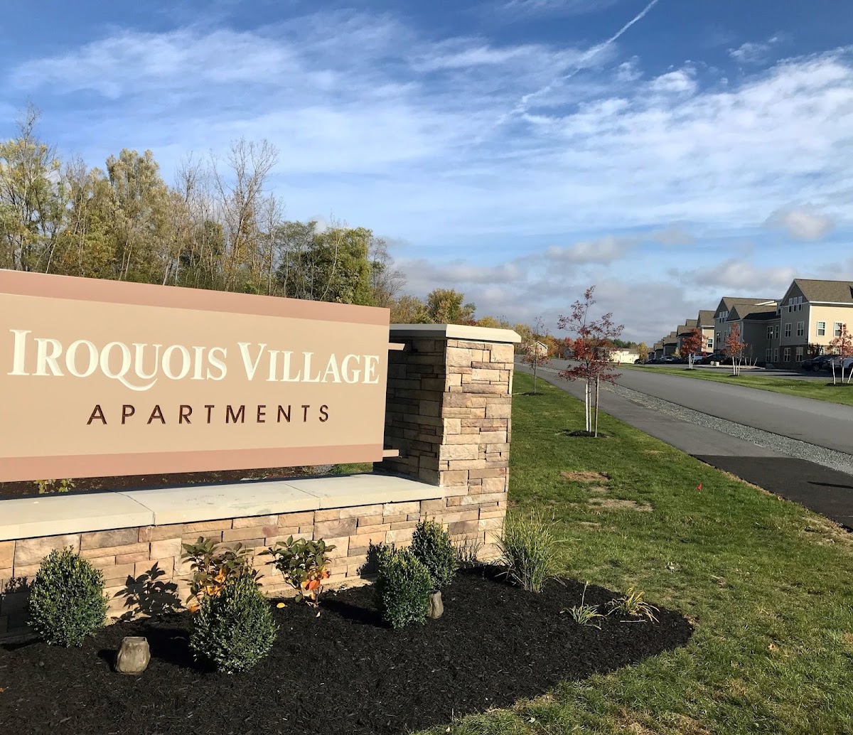 Iroquois Village apartments in Schenectady NY