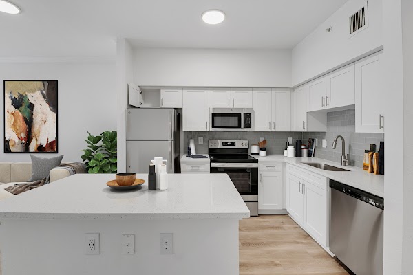 Solano at Miramar apartments in Pembroke Pines FL