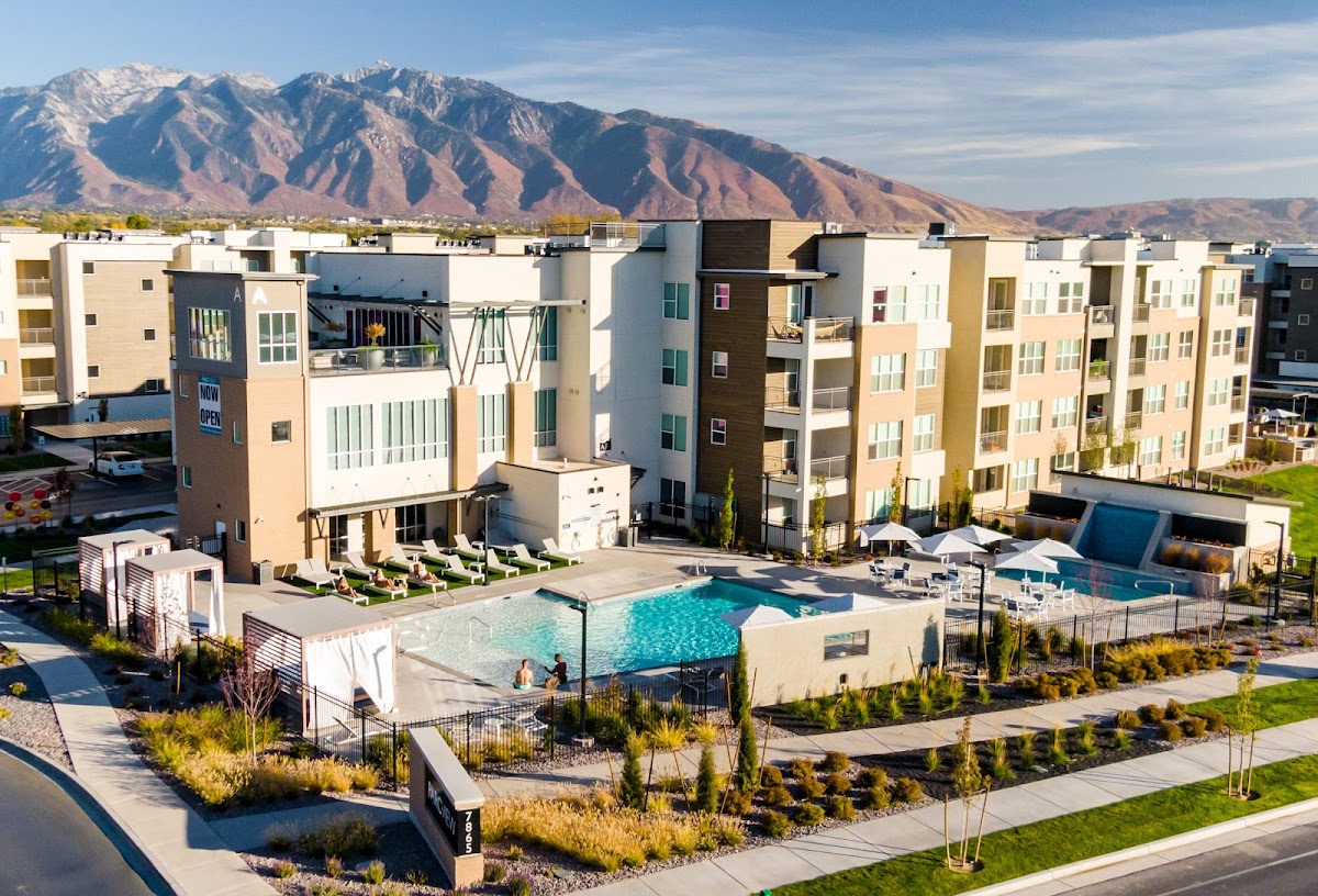 Parc View Apartments & Townhomes apartments in West Jordan UT
