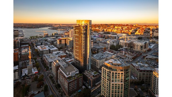 Kiara apartments in Seattle, WA