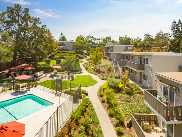 Pleasanton Heights apartments in Pleasanton CA