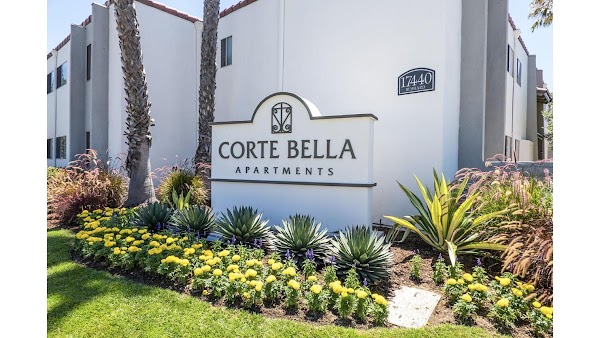 Corte Bella Apartments apartments in Huntington Beach CA