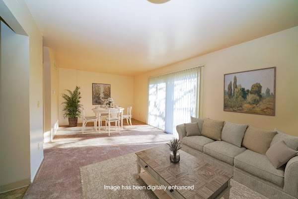 Mount Royal Townhomes apartments in Kalamazoo MI