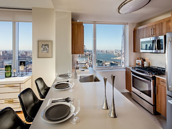 Avalon Willoughby Square apartments in Brooklyn, NY