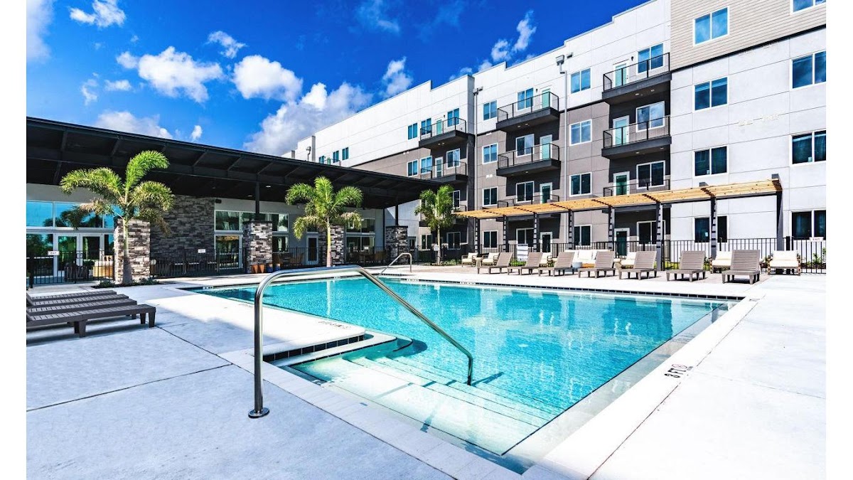 Parasol Melbourne apartments in Palm Bay FL