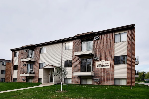 Pacific South apartments in Fargo ND