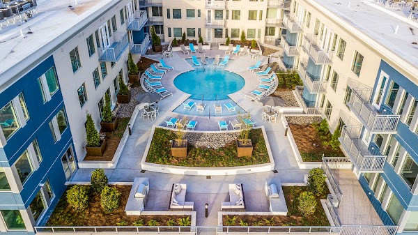10 WestEdge apartments in Charleston SC