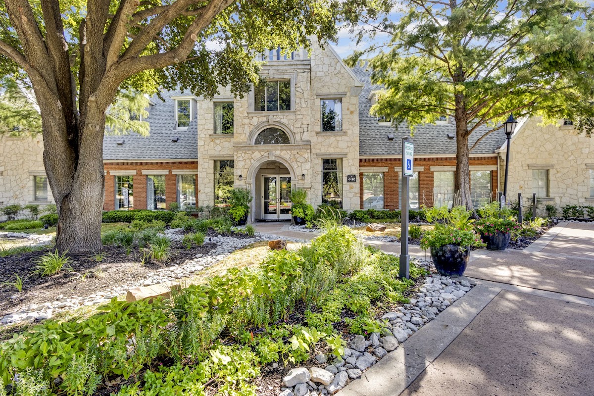 Saxon Woods apartments in Mckinney TX