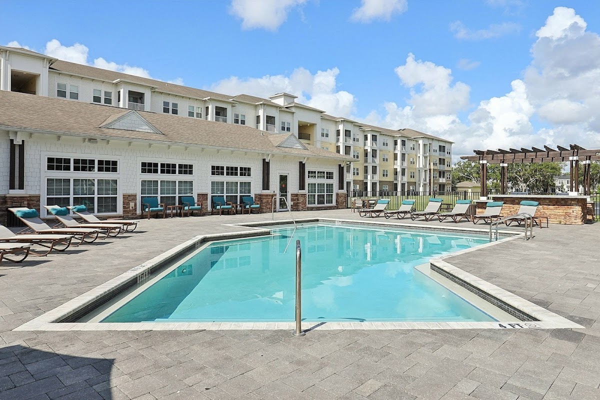 The Hamilton at Lakeside apartments in Kissimmee FL