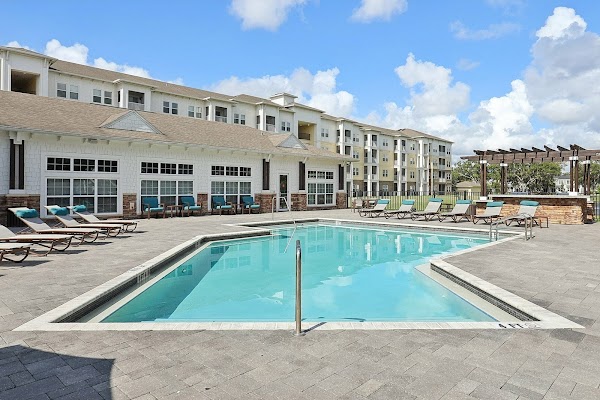 The Hamilton at Lakeside apartments in Kissimmee FL