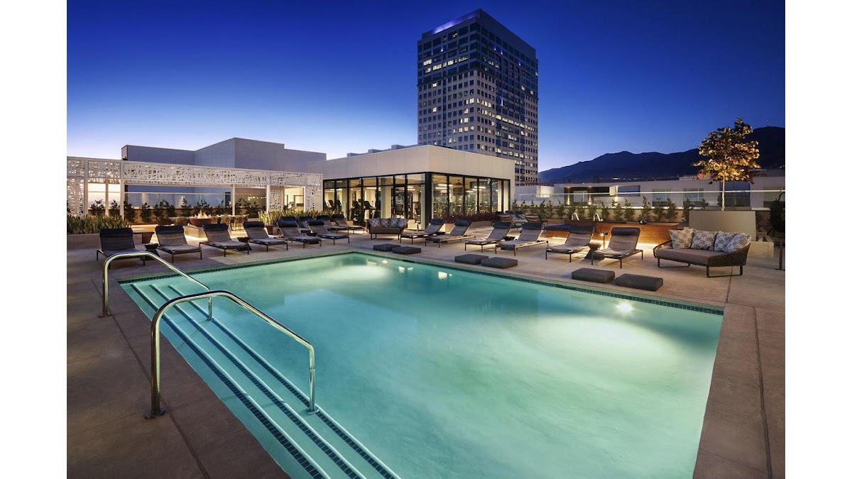 Altana apartments in Glendale CA