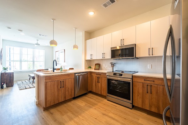 Elmira Flats apartments in San Antonio TX