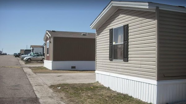 West Winds Mobile Home Community apartments in Cheyenne, WY