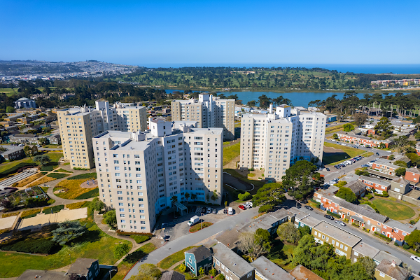 Parkmerced Apartments apartments in Daly City CA