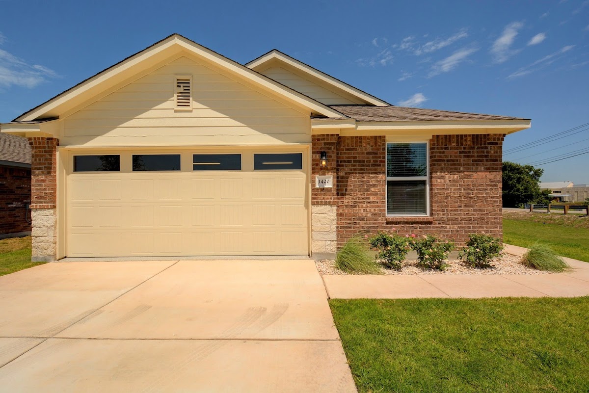 Walden Square apartments in Round Rock TX