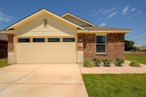 Walden Square apartments in Round Rock TX