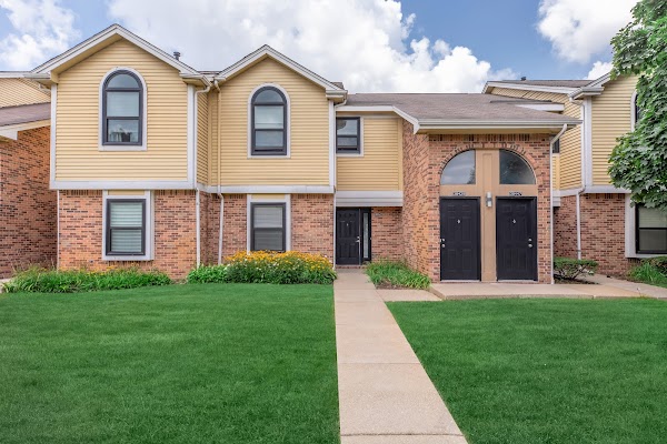 Spring Valley Apartments apartments in Farmington Hills MI