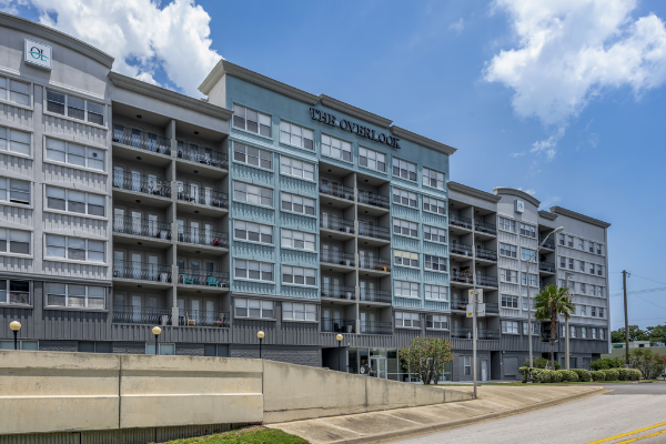 The Overlook at Daytona apartments in Daytona Beach FL