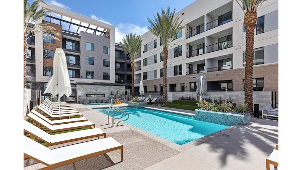 Trovita Rio apartments in Tempe AZ