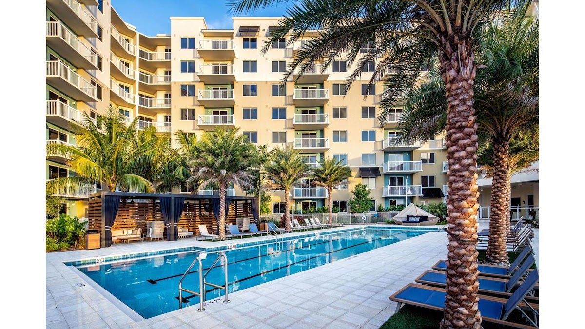 1333 South Ocean apartments in Pompano Beach FL