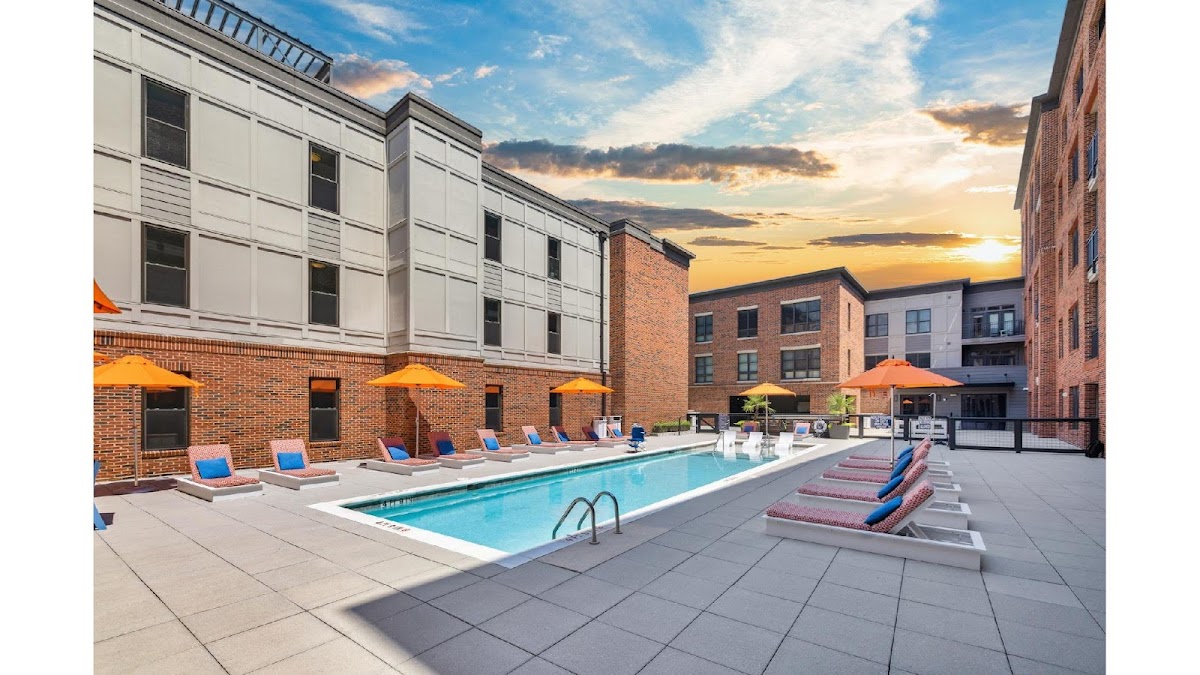 Meeting Street Lofts apartments in Charleston SC