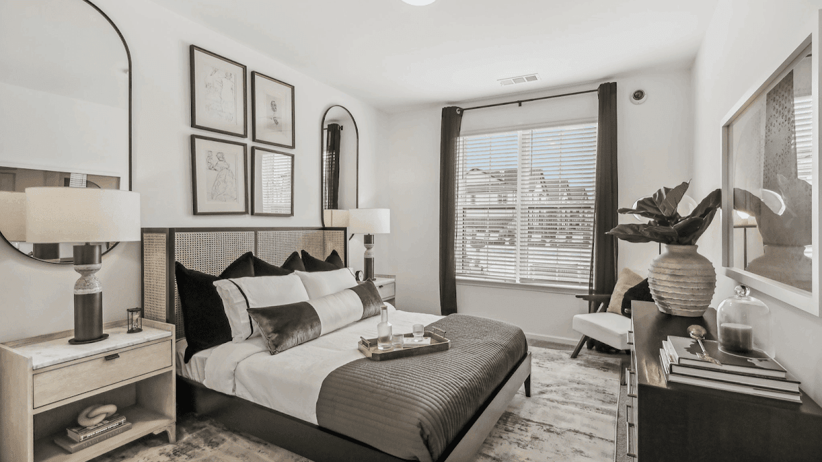 Nook Nine apartments in Carmel, IN