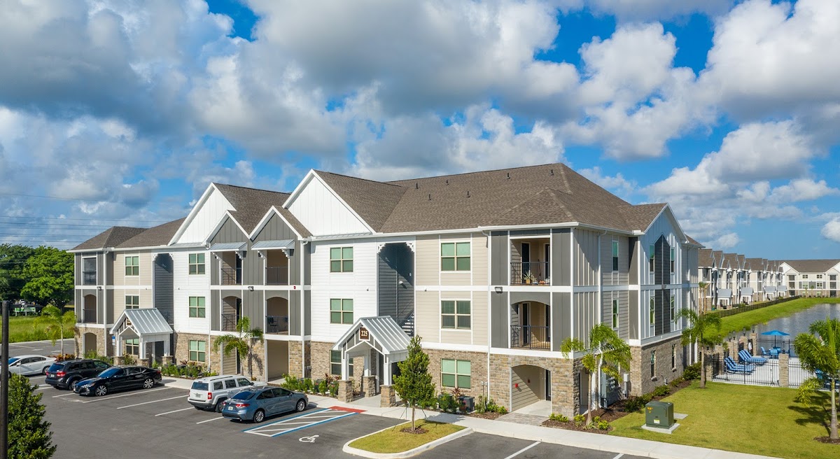Mode at Melbourne apartments in Palm Bay FL