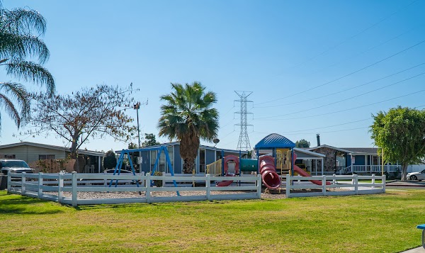 Westland Estates apartments in Whittier CA