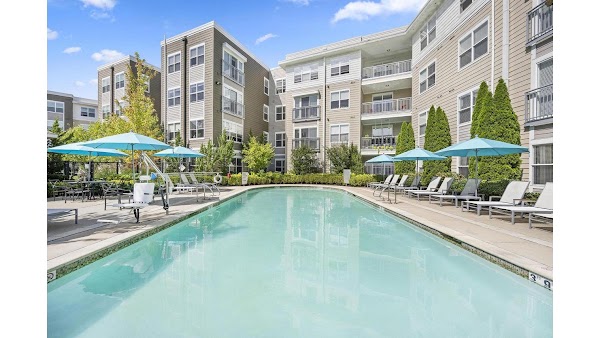 The Landing at Vinnin Square apartments in Lynn MA