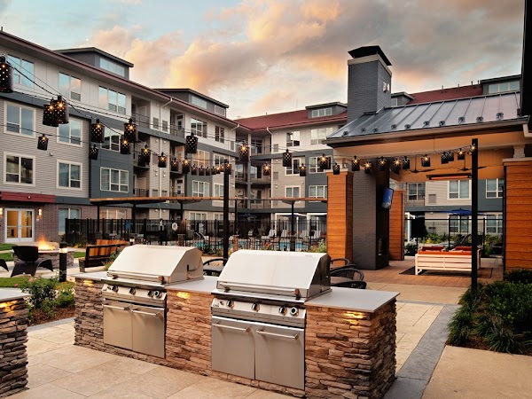 Avalon Saugus apartments in Lynn MA