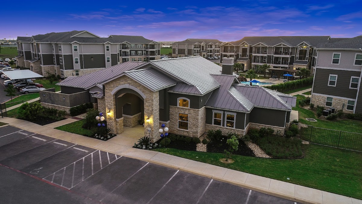 Canyon House apartments in New Braunfels TX